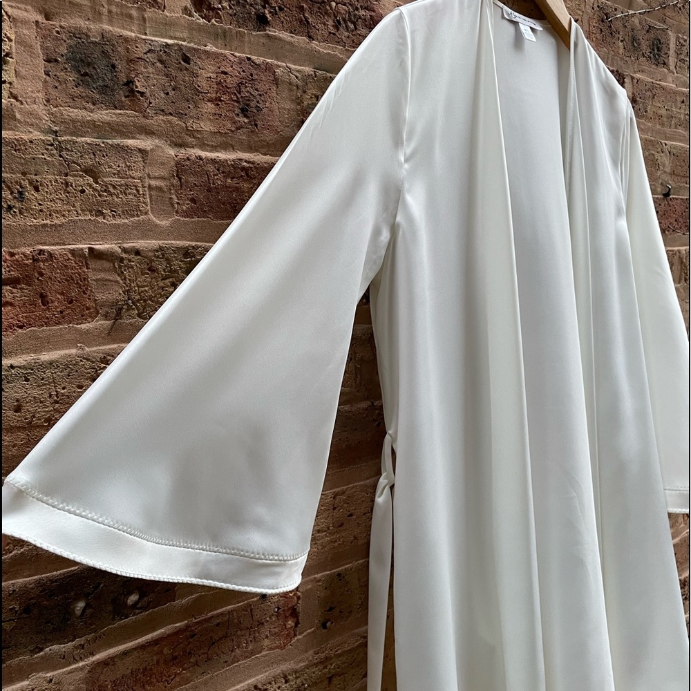 Rya Collection Ivory Robe Size M/L - Picture 10 of 14